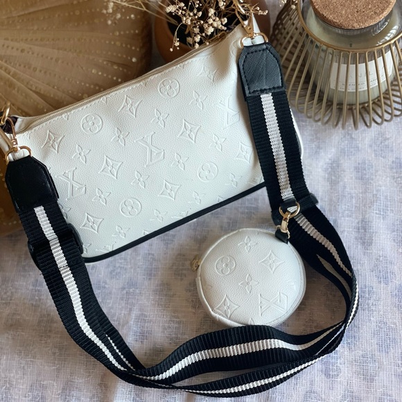 Louis Vuitton styled monogrammed crossbody bag - set of three - Picture 8 of 9